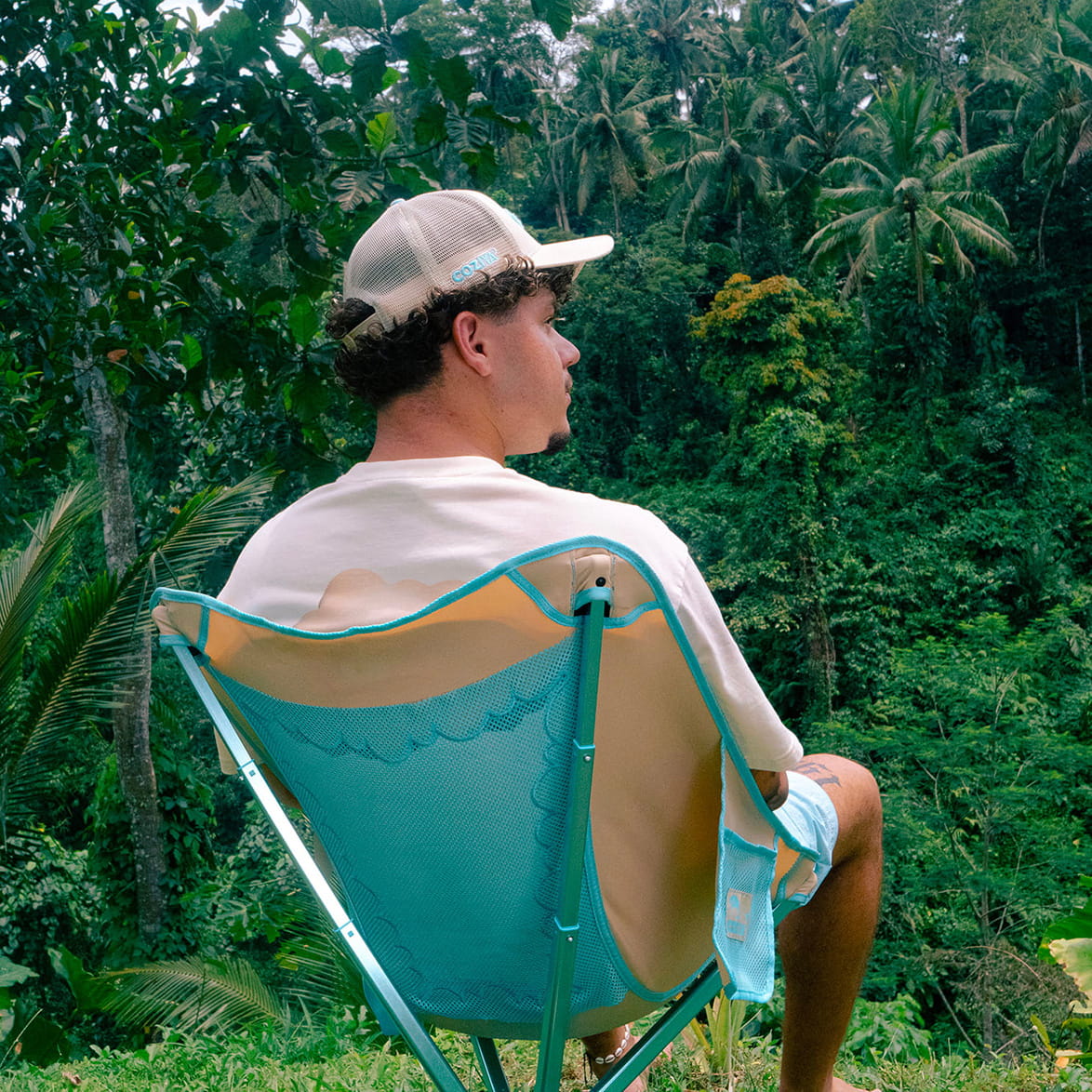 Cloud Chair™ Coziya® utilisée en nature - chaise de camping compacte
